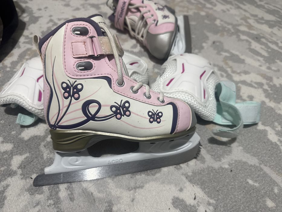 Продам конки детски для девочку