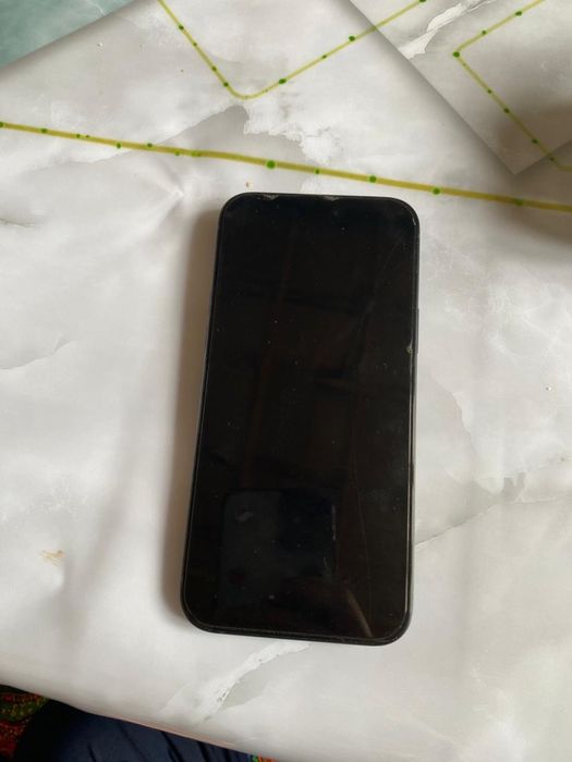 Айфон 15 плюс.