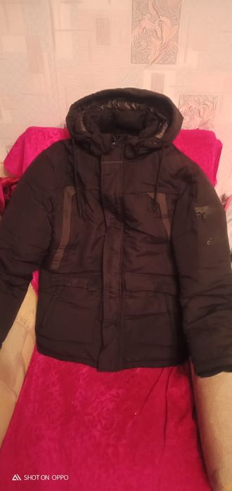 Продам зимнию куртку