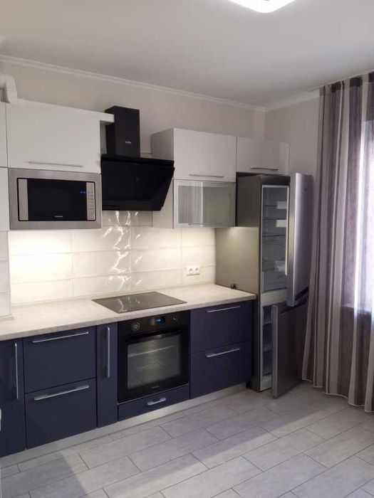 Дава се под наем Двустаен апартамент в София, Център - 65 кв.м за 397.8 € - Снимка #3