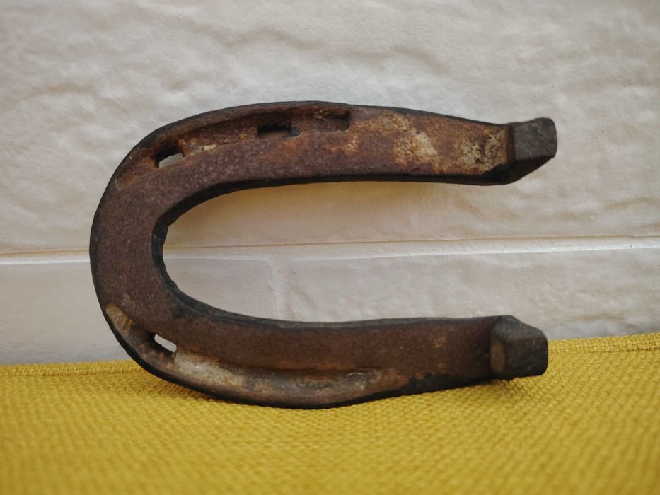 Стара подкова за късмет