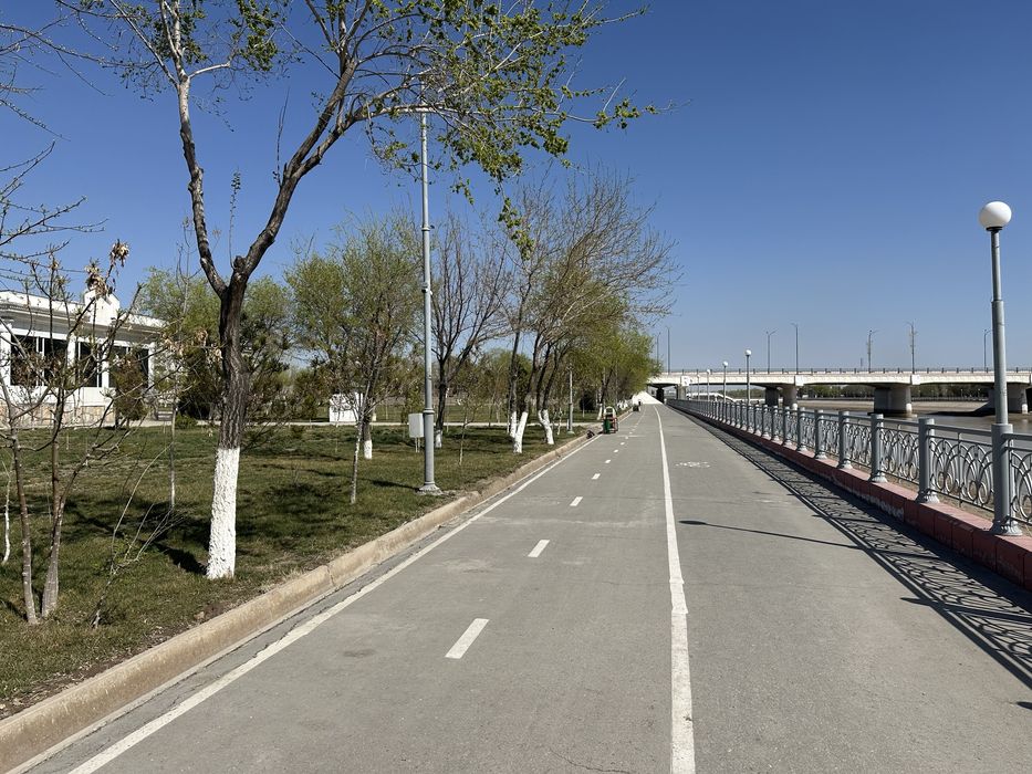 Urganch shahar markazida bino sotiladi