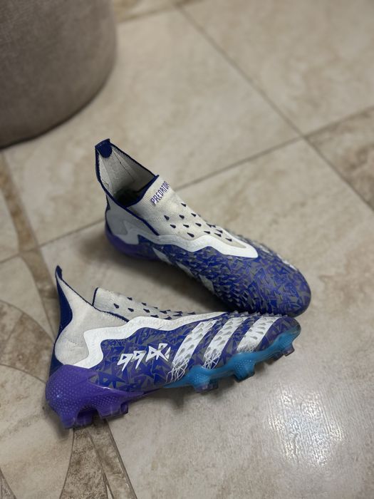 Бутсы: adidas predator Freak+FG