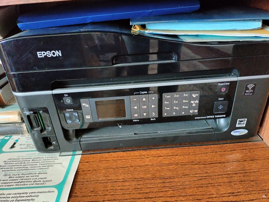 (МФУ) Epson Stylus Office TX600FW.