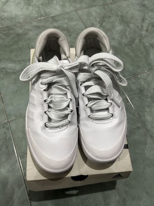 Обувки Adidas 37 номер