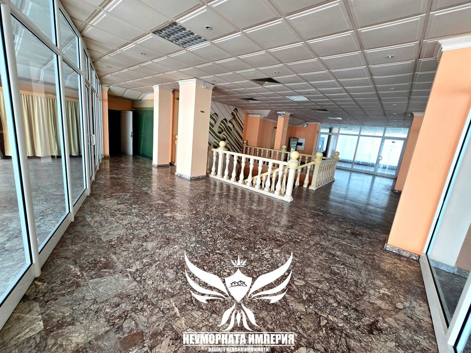 Дава се под наем Промишлена сграда в Асеновград - 500 кв.м за 3550 € - Снимка #17