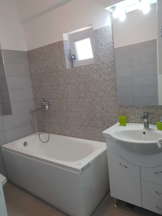 PF inchiriez apartament 1 camera in Copou, bloc Cuibul verde