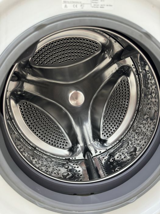 Продам Стиральную машину автомат