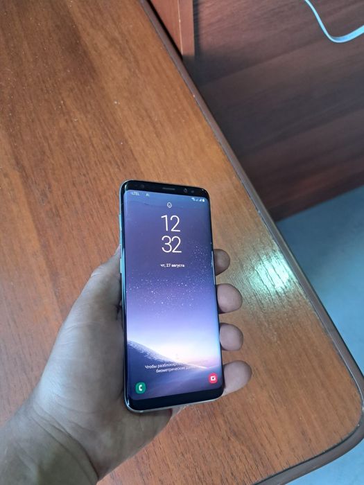 Samsung s8 в хорошем состоянии