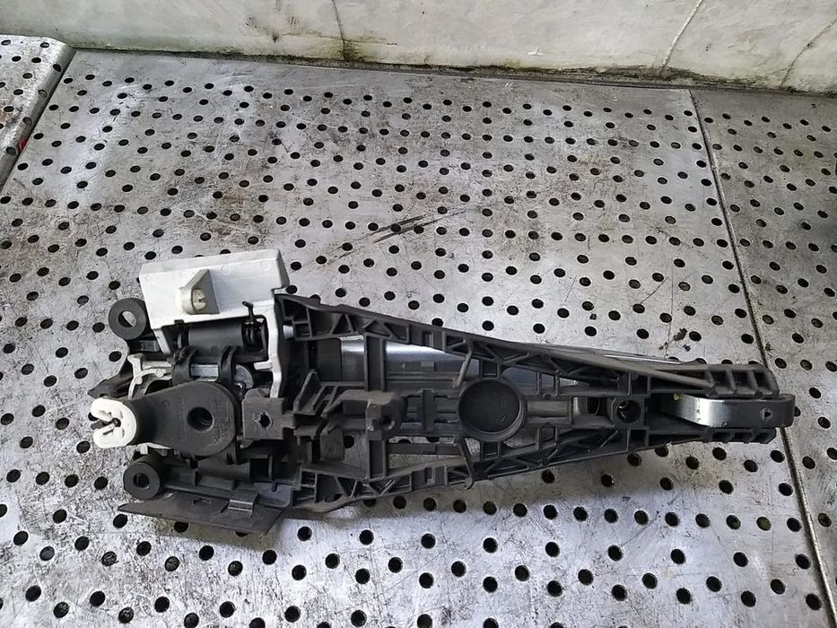 Maner usa stanga fata opel meriva b
