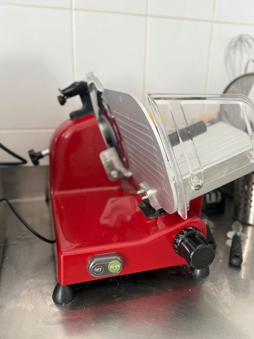 Afacere la cheie, bucatarie, catering, patiserie, productie