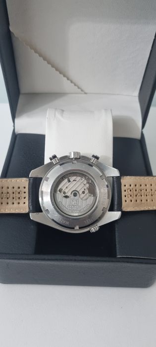 Продам часы Sekaro 2000
