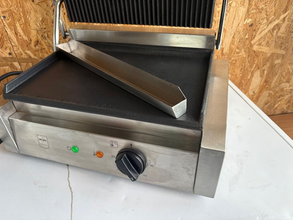 Grill electric profesional