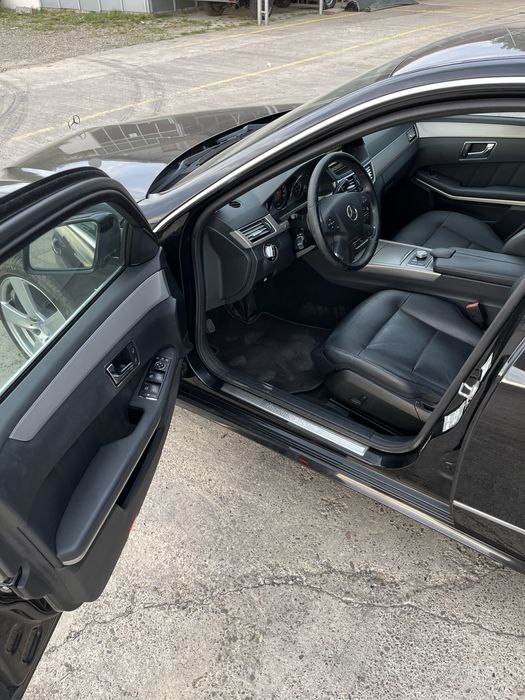 MERCEDES-BENZ E-Class 2010 — imagine 5