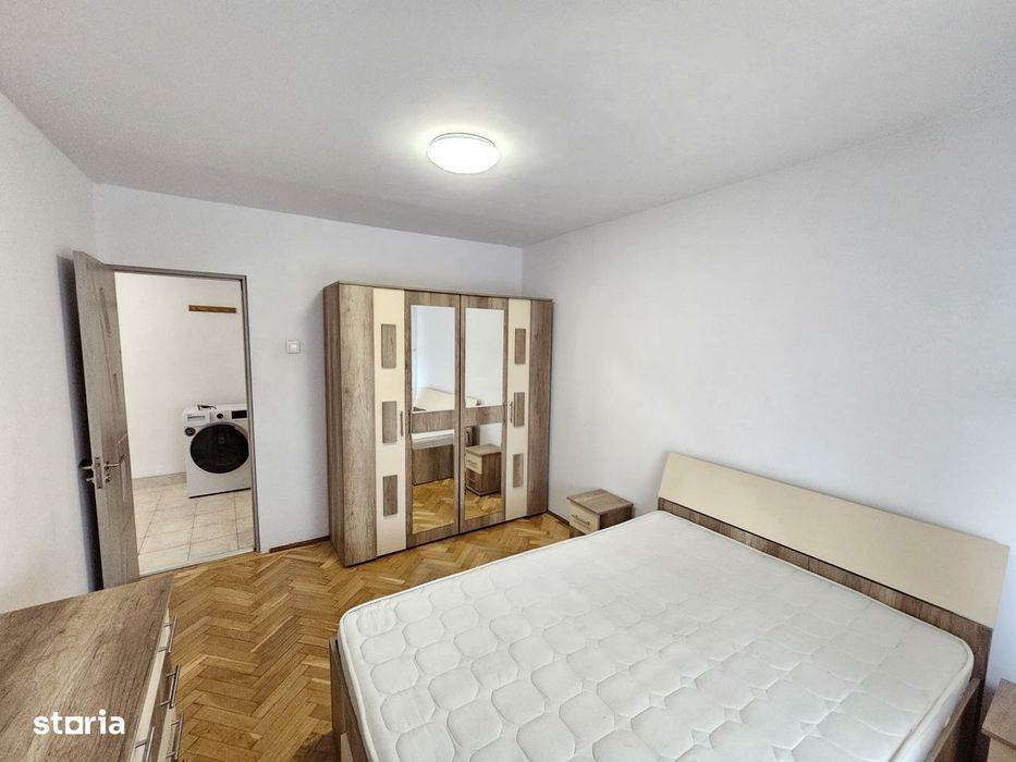 Central, ap.- 2 camere, decomandat, mobilat/utilat