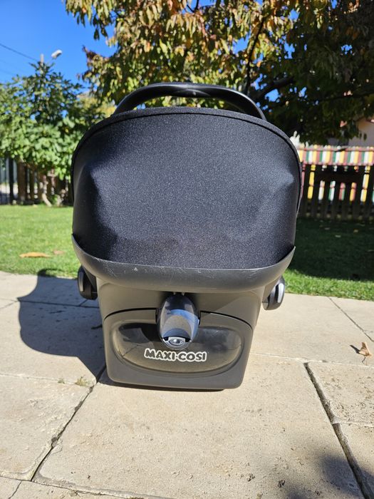 Scoică auto Maxi-Cosi pentru bebeluși până la 13 kg