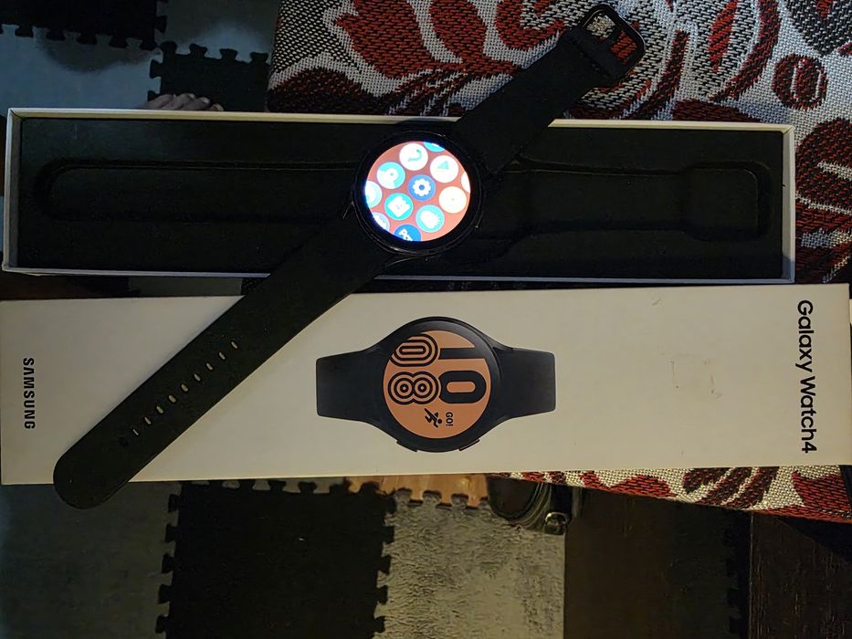 Samsung Galaxy Watch 4