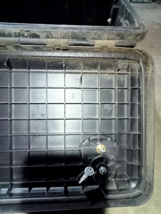 Продам авто ящик