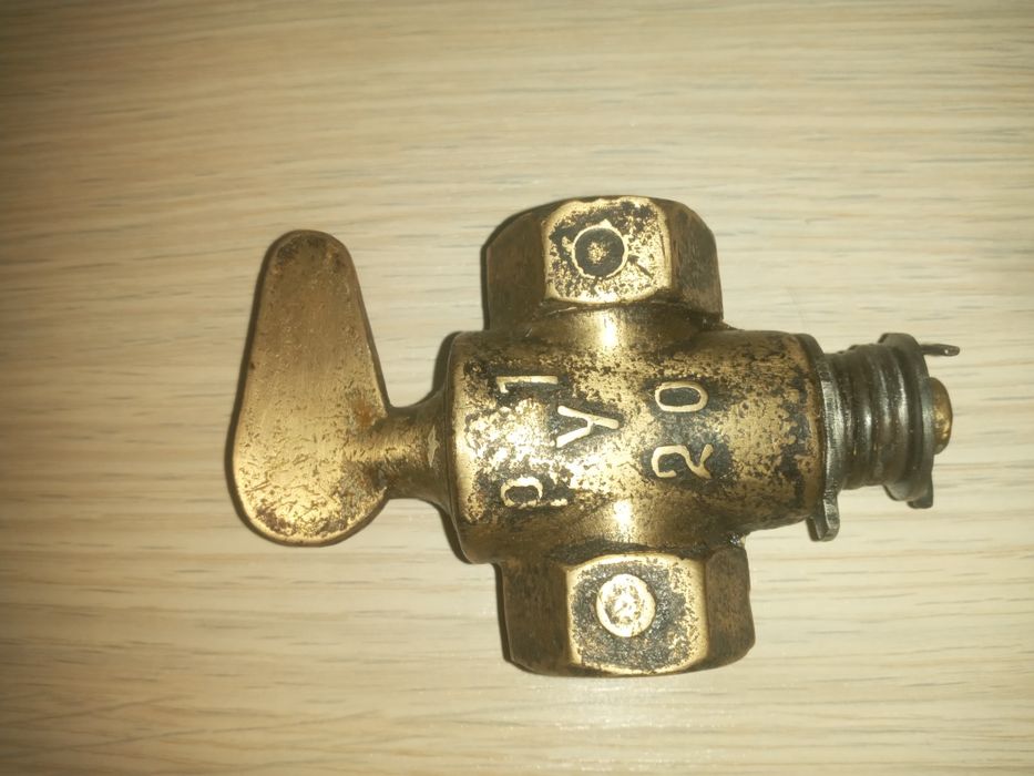Продам газовы краны.