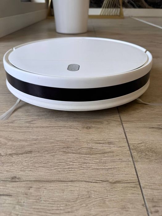 Xiomi MI robot vacuum- mop essential