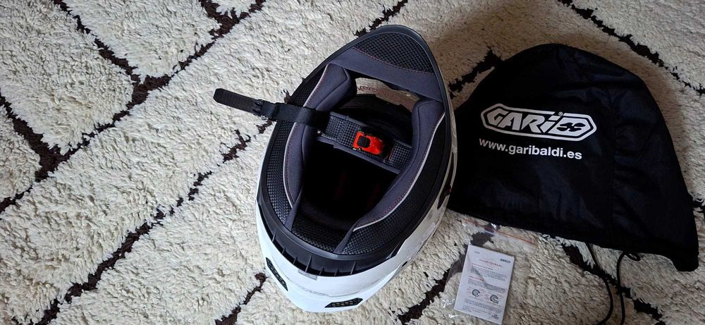 Casca moto noua Garibaldi - Gari G81 Trend, marime XL