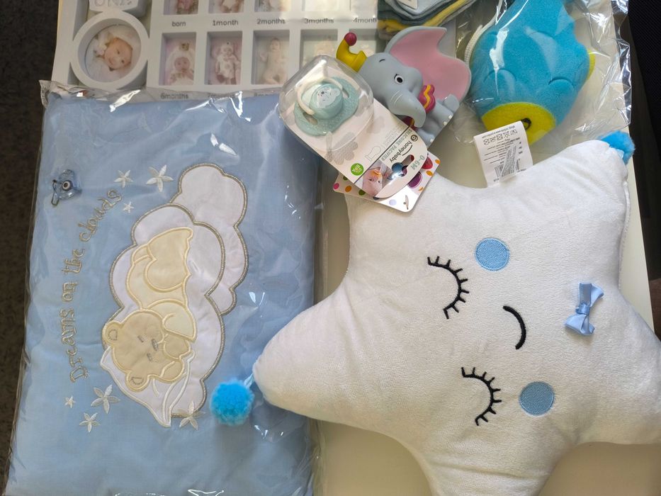 Подаръчен комплект за бебе момче