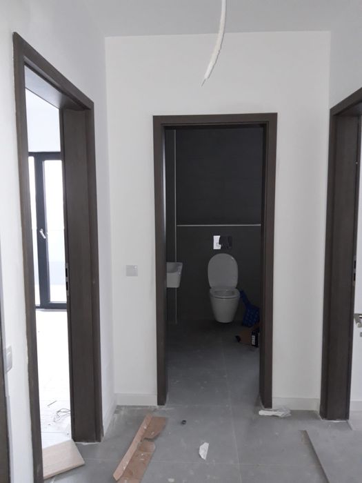 Montaj usi interior/exterior, parchet laminat