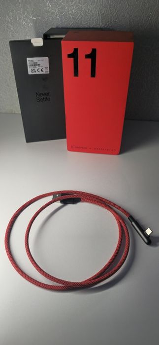 Продам One plus 11