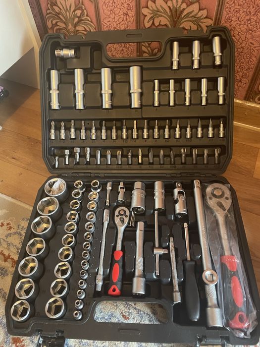 Инструмент дрель шуруповерт набор ключи