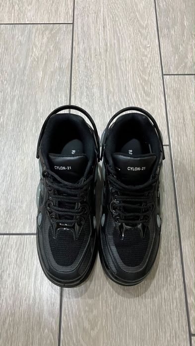 Продам кроссовки RAF SIMONS CYLON-21