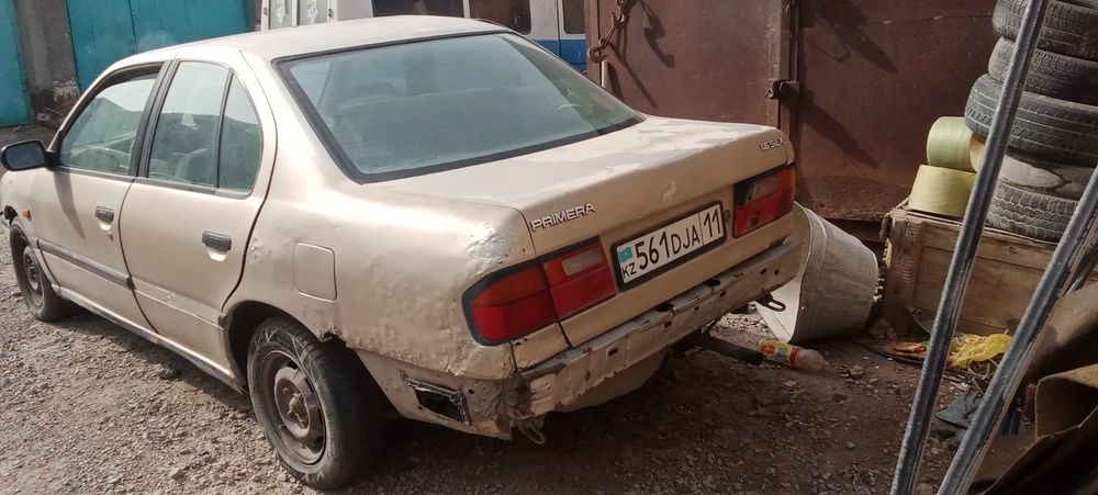 Nissan Premiere 1991