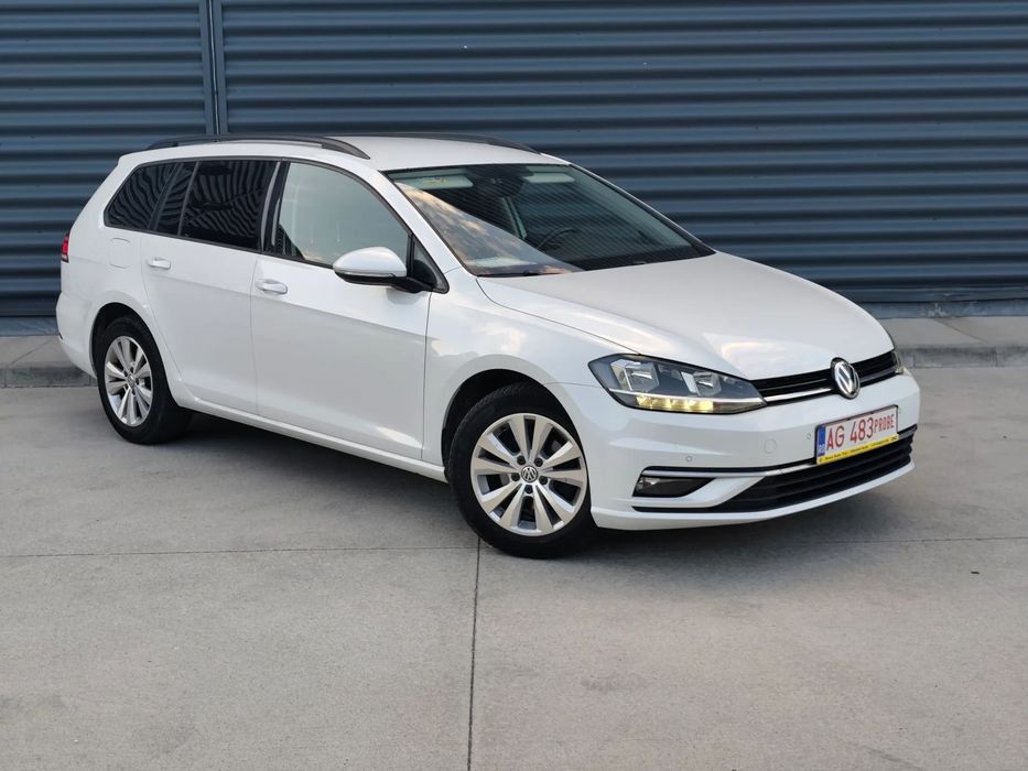 Volkswagen Golf 7.5 DSG Alb Perlat 2018 Nr roșii