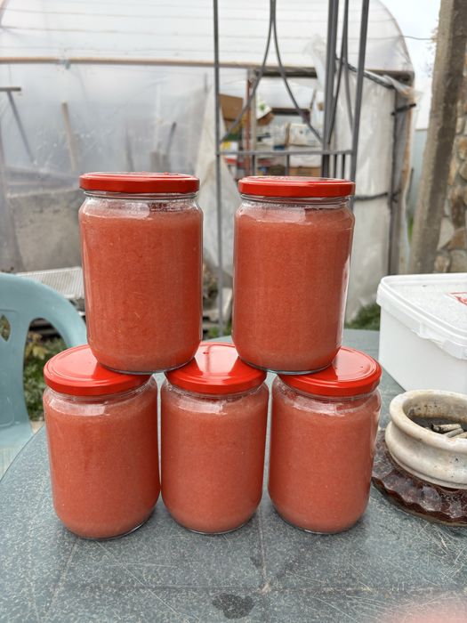 Свинксо в буркан 720мл-12 лвДоматено пюре от розови домати