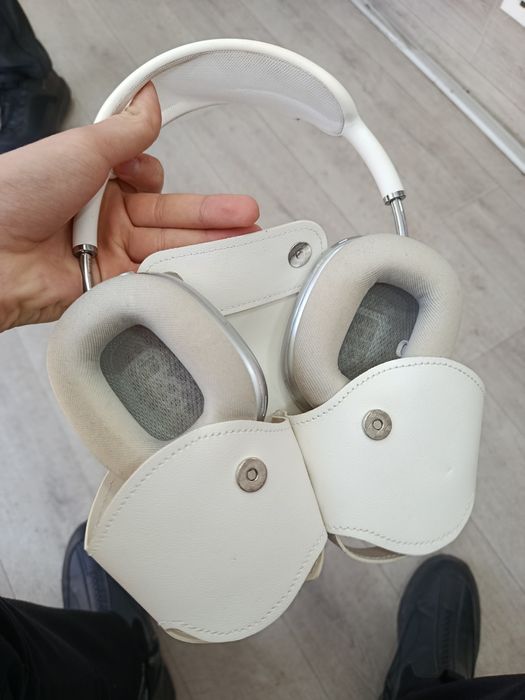 Airpods Max сотилади