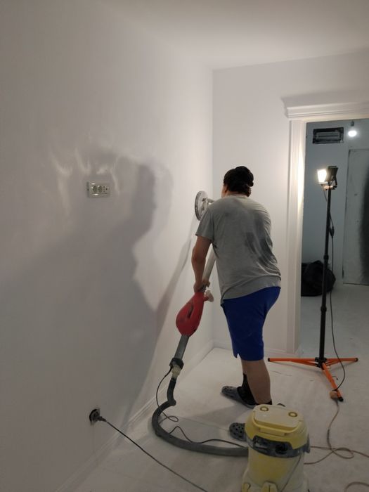 Renovari apartamente Bucuresti instalații walk-in shower dus rigola zugrăvire renovări integrale