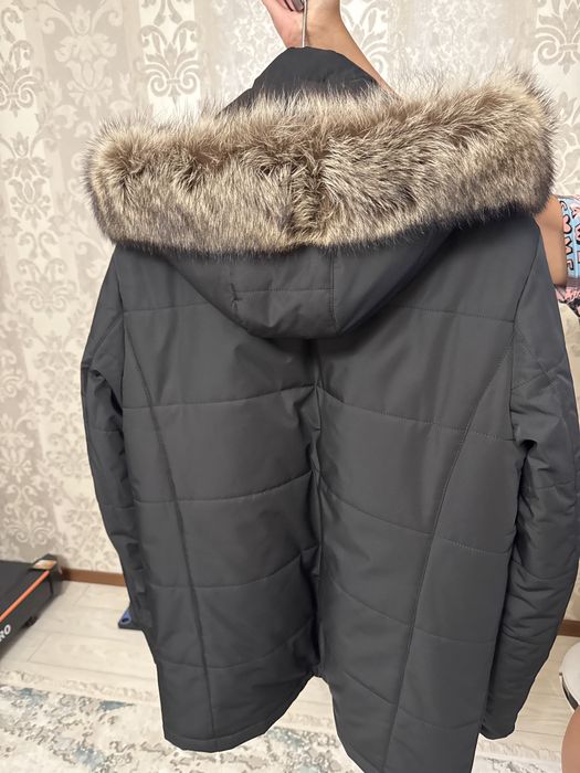 Продам пуховик классический