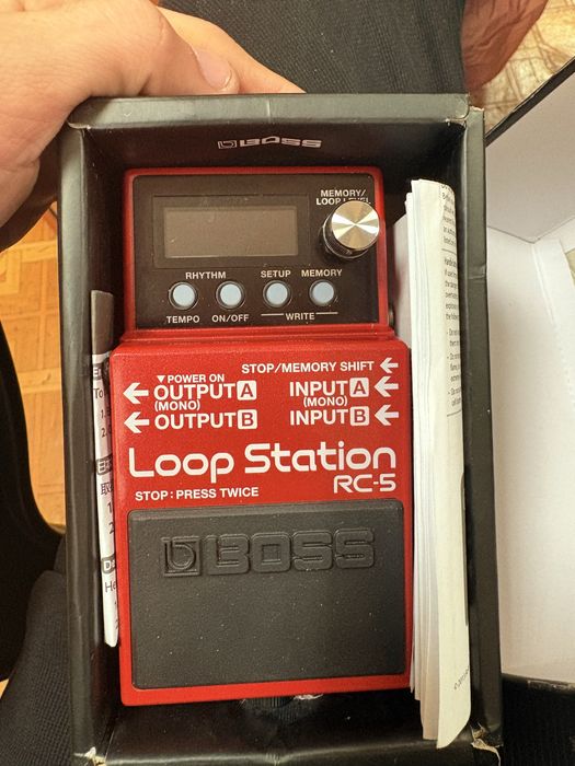 Гитарная педаль-лупер Boss RC-5 Loop Station