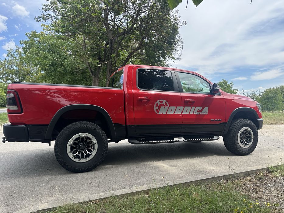 Dodge Ram Rebel 5.7 Hemi