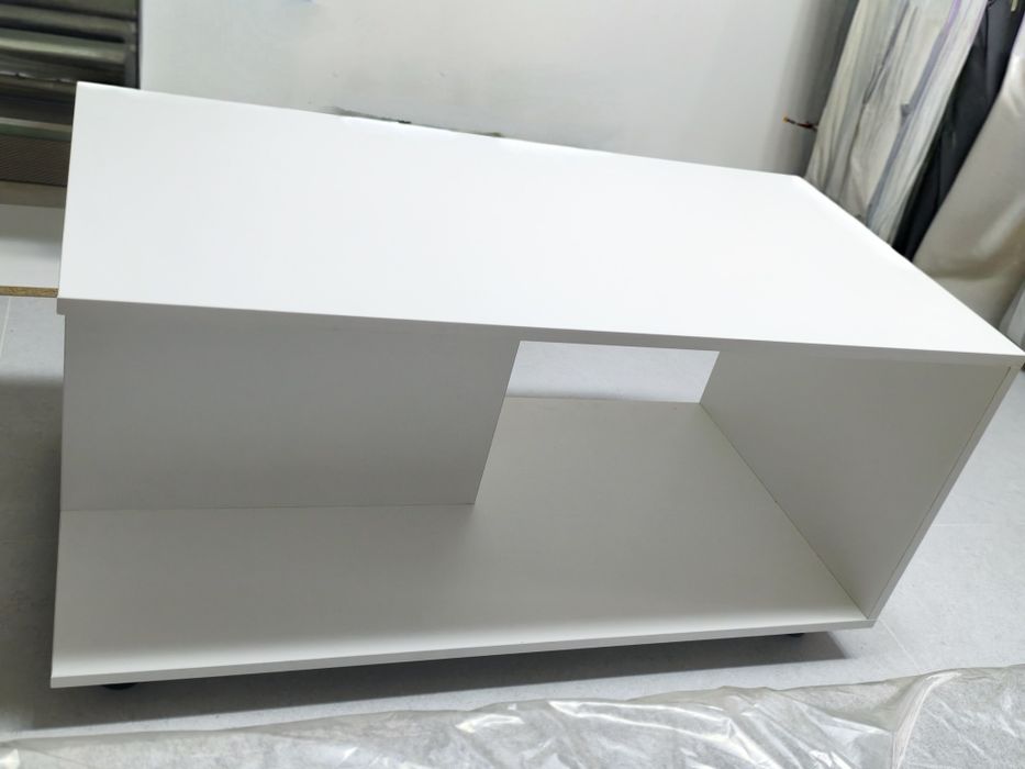 Журнальный стол новый