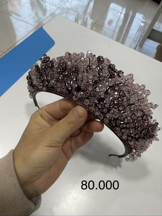 Корона головной убор.