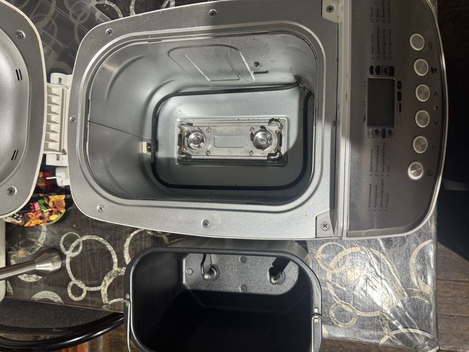 Хлебопечка BRAYER 16 автоматических программ