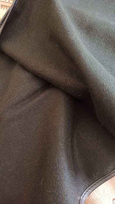 Кожаная черная косынка