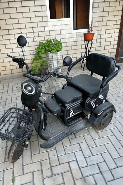 Трицикл электрический