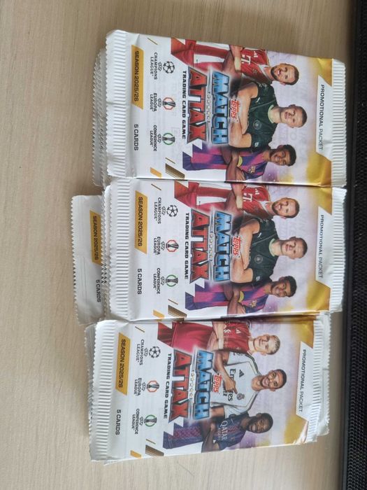 Match Attax 25/25 - Промо пакети - 28 броя - 140 карти