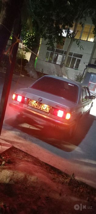Продам bmw e30 318