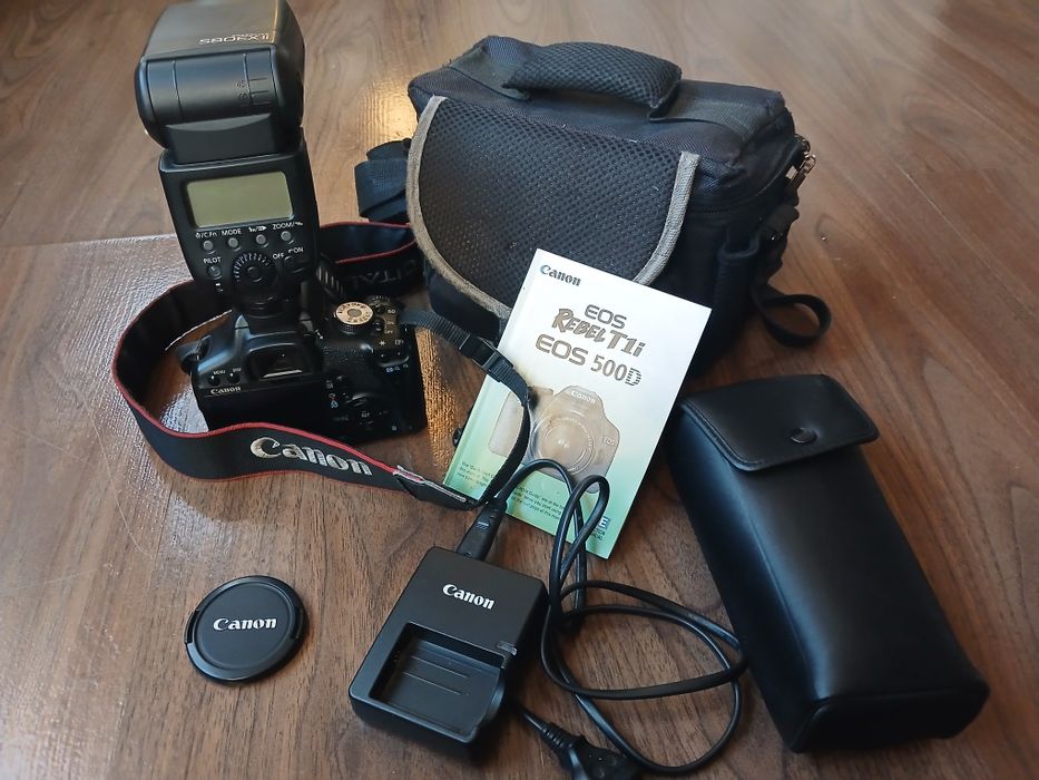 Продаётся фотоаппрат Canon EOS 500D