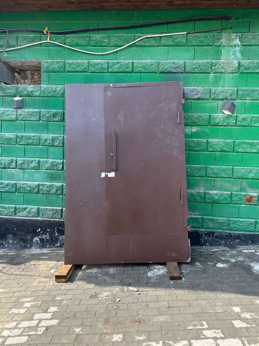 Продам ворота для помещении