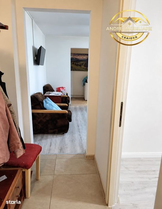 Apartament 2 camere,Calea București,centrală proprie,etaj intermediar