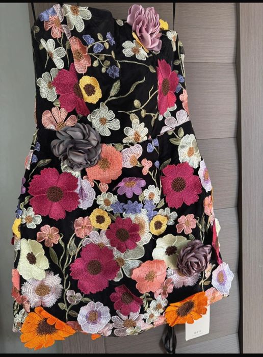 Rochie noua cu eticheta