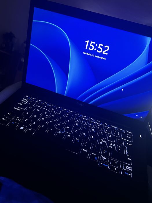 Laptop DELL foarte bun